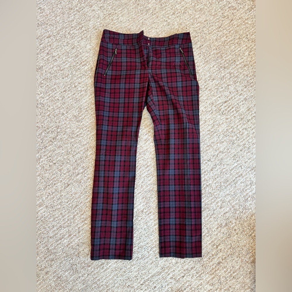 Plaid pants, size 9, good condition. Reitmans